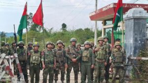 ဗန်းမော်မြို့၊ မြစ်ဆုံဟိုတယ်အနီးတဝိုက်တွင် ၄ ရက် ဆက်တိုက် တိုက်ပွဲဖြစ်ပြီး စစ်သား ၆၀ ကျော်သေဆုံးကာ အလောင်းများ ပုံထပ်နေ