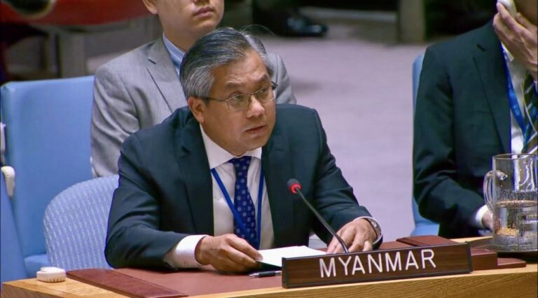 ကုလသမဂ္ဂလုံခြုံရေးကောင်စီနှင့်နိုင်ငံတကာအသိုက်အဝန်း၏ အချိန်နှင့်တပြေးညီ အရေးယူဆောင် ရွက်မှု မရှိခြင်းကြောင့် အပြစ်ပဲ့ပြည်သူများ အသက်ဆုံးရှုံးနေရဟု ကုလသမဂ္ဂဆိုင်ရာ မြန်မာသံ အ မတ်ကြီး ဦးကျော်မိုးထွန်းထောက်ပြ