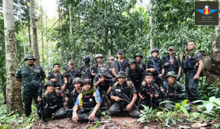 ရေးမြို့နယ်၊ အောင်သပြေကျေးရွာအနီးတွင် စစ်တပ်စစ်ကြောင်းကို ၂ ကြိမ်တိုက်ခိုက်မှု စစ်သား ၁ ဦး သေဆုံးပြီး တော်လှန်ရေး တပ်ဖွဲ့ဝင် ၁ ဦးကျဆုံး
