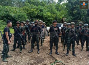 ရေဖြူမြို့နယ်၊ ကော့လှိုင်ကျေးရွာအနီး ဝင်ရောက်လာသော စစ်တပ်စစ်ကြောင်းကို တိုက်ခိုက်မှု အရာရှိ ၁ ဦးအပါအဝင် စစ်သား ၁၄ ဦး သေဆုံး