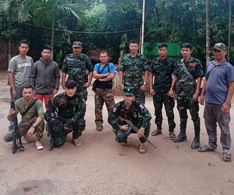 ပလမြို့သို့ ဝင်ရောက်လာသော စစ်တပ်စစ်ကြောင်းကို စစ်သား ၅၃ ဦးသေဆုံးပြီး တော်လှန်ရေးတပ် ဖွဲ့ဝင် ၄ ဦးကျဆုံး၊ စစ်တပ်ကလေကြောင်း၊ လက်နက်ကြီးများဖြင့် ပစ်ခတ်တိုက်ခိုက်မှုကြောင့် သံ ဃာတော် ၂ ပါးနှင့် ပြည်သူ ၁၈ ဦးသေဆုံး