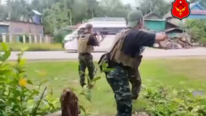 သရက်ချောင်းမြို့နယ်၊ ရန်တောင်ရွာနှင့်သင်းကျွန်းရွာရှိ ပြည်သူ့နေအိမ်များအား မီးရှို့ဖျက်ဆီးသော စစ်သားများကို တိုက်ခိုက်မှု အရာခံဗိုလ်တစ်ဦးအပါအဝင် ၅ ဦးသေဆုံး (ရုပ်သံ)