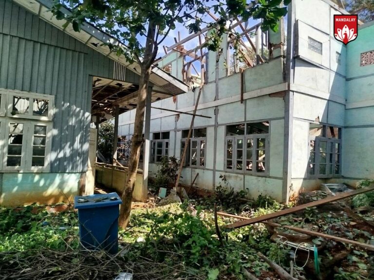 သပိတ်ကျင်းမြို့နယ်၊ ဇရပ်ကွင်းကျေးရွာစာသင်ကျောင်းကို စစ်တပ်က လေကြောင်းဖြင့် ဗုံးကျဲ တိုက်ခိုက်မှု စာသင်ကျောင်းဆောင်းများဆိုးဆိုးရွားရွားပျက်စီး
