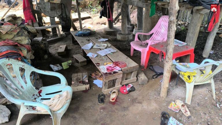 သပိတ်ကျင်းမြို့နယ်၊ ကျောက်ဖြူကျေးရွာရှိ စာသင်ကြားနေသော နေအိမ်ကို စစ်တပ်က လေ ကြောင်းဖြင့် ဗုံးကျဲတိုက်ခိုက်မှု အသက် ၁၀ နှစ်အရွယ်ကလေးတစ်ဦးသေဆုံးပြီး ၇ ဦး ဒဏ်ရာရ