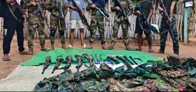 နတ်မောက်မြို့၊ တက်ဝန်းကျေးရွာရှိ ပျူခေါင်းဆောင်နေအိမ်ကို ဝင်ရောက်တိုက်ခိုက်မှု ပျူခေါင်း ဆောင်ဘိုထွန်းအပါအဝင် ပျူ ၅ ဦးသေဆုံး လက်နက် ၈ လက်သိမ်းဆည်းရရှိ