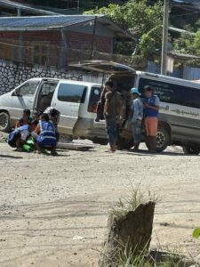 ဖားကန့်မြို့၊ မရှီကထောင်ရပ်ကွက်တွင် အသက် ၃၀ အရွယ်အမျိုးသားတစ်ဦး ပစ်သတ်ခံရပြီး၊ ဖားကန့်မြို့တွင် လူငယ် ၄၀ ခန့်ကို စစ်တပ်က ဖမ်းဆီးထား