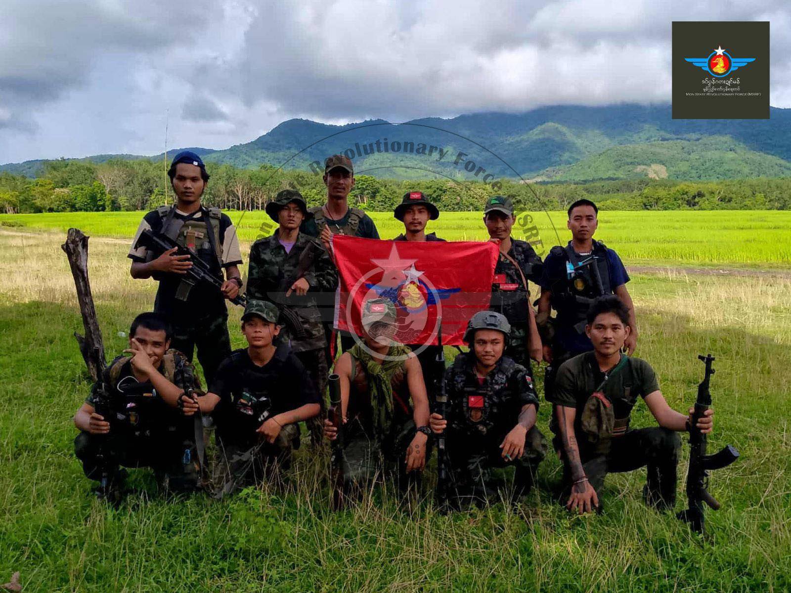 သံဖြူဇရပ်မြို့နယ်၊ အနင်းကျေးရွာ ဘူတာအနီးရှိ စစ်တပ်ကင်းကို တိုက်ခိုက်မှု စစ်သား ၄ ဦး သေဆုံး