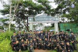 ပုလောမြို့နယ်၊ ထမင်းမစားကျေးရွာ၌ တပ်စွဲထားသော စစ်တပ်စခန်းကို တိုက်ခိုက်သိမ်းပိုက်