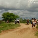 ဆားလင်းကြီးမြို့နယ်တွင် စစ်တပ်က လေကြောင်းဖြင့် ဗုံးကြဲတိုက်ခိုက်ပြီး ခြေလျင်စစ်ကြောင်း ထိုး‌ နေမှုကြောင့် ကျေးရွာ ၂၀ ကျော်မှ ပြည်သူသောင်းချီ ထွက်ပြေးနေရ