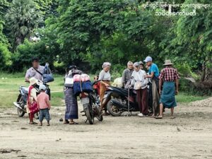 ဆားလင်းကြီးမြို့နယ်၊ ဆည်တည်းရွာသား ၂ ဦးကို စစ်တပ်က ဖမ်းဆီးသတ်ဖြတ်၊ စစ်တပ် စစ် ကြောင်းကြောင့် ဒေသနေပြည်သူ ထောင်ချီထွက်ပြေးနေရ