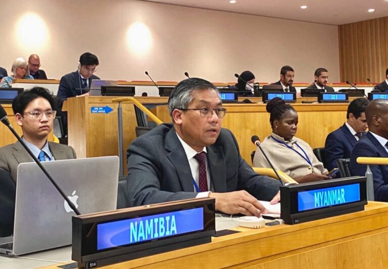 စစ်အုပ်စုက မျိုးဆက်တစ်ဆက်လုံး၏ အစွမ်းအစများနှင့် အနာဂတ်ကို ဖြုန်းတီးနေပြီး နည်လမ်းမျိုးစုံ ဖြင့် ရပ်တန့်ပစ်ရမည်ဖြစ်ကြောင်း သံအမတ်ကြီးဦးကျော်မိုးထွန်းတင်ပြ